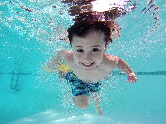 Wiederaufnahme des Schwimmbetriebes